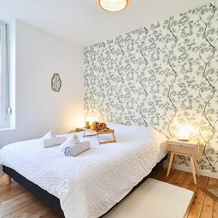 Autumn, Centre-ville Gare, Spacieux, Netflix Apartment *